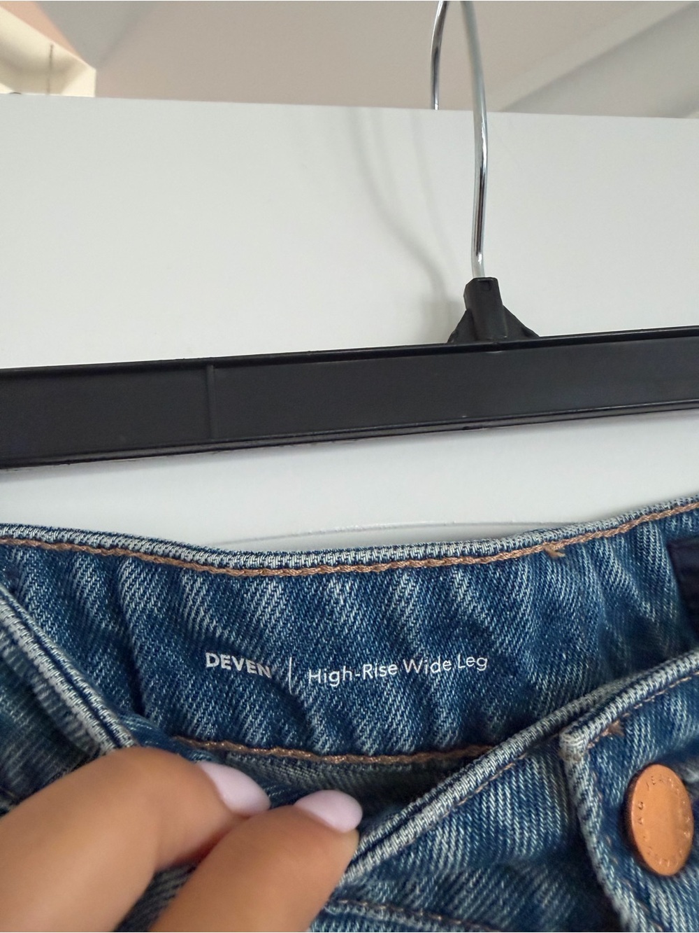 AG Deven High-Rise Wide Leg Jeans - Picture 5 of 6